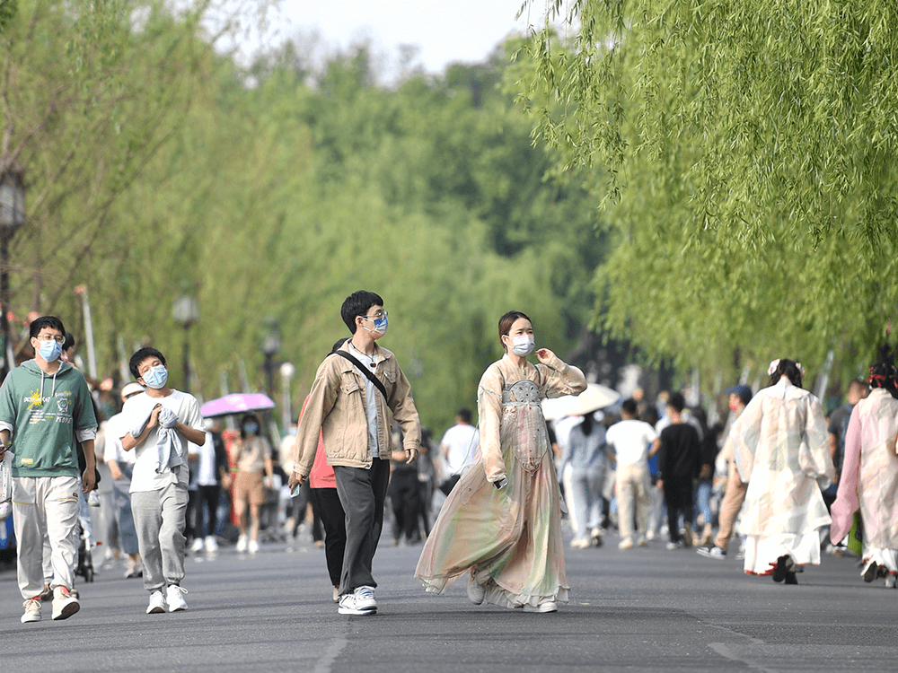 青海旅游玩几天合适，什么时候去好玩，必玩景点有哪些，看完这篇就懂了