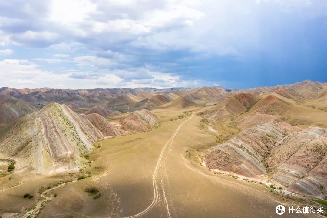 自驾穿越天山地理走廊 半废弃国防公路新疆S101全程游记