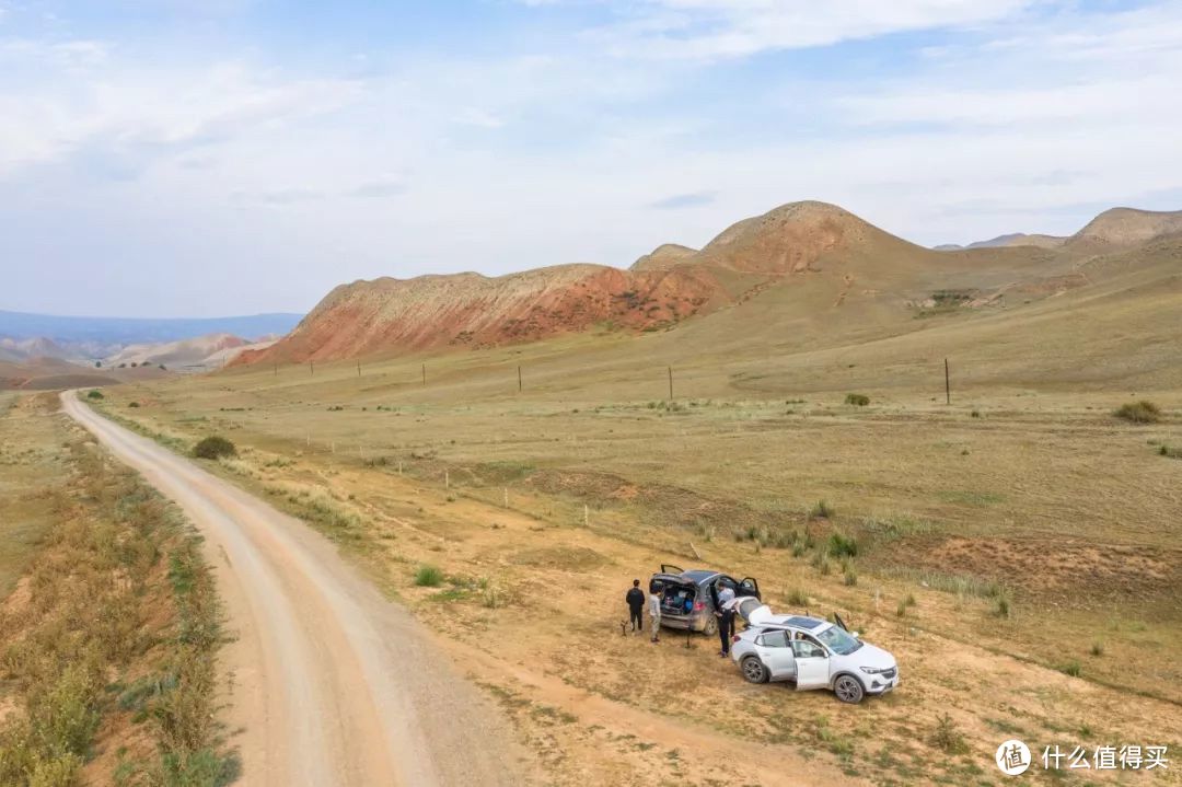 自驾穿越天山地理走廊 半废弃国防公路新疆S101全程游记