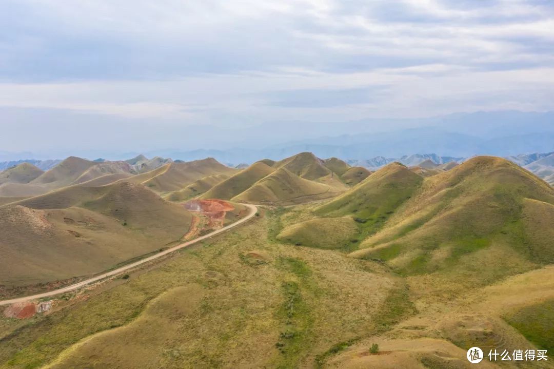 自驾穿越天山地理走廊 半废弃国防公路新疆S101全程游记